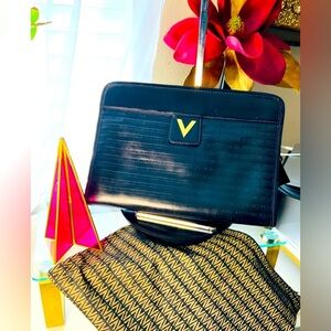 VGT Mario Valentino authentic. Black classy clutch/purse Gold Detail “Host Pick”
